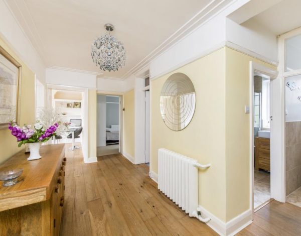 Richmond Hill Court, TW10