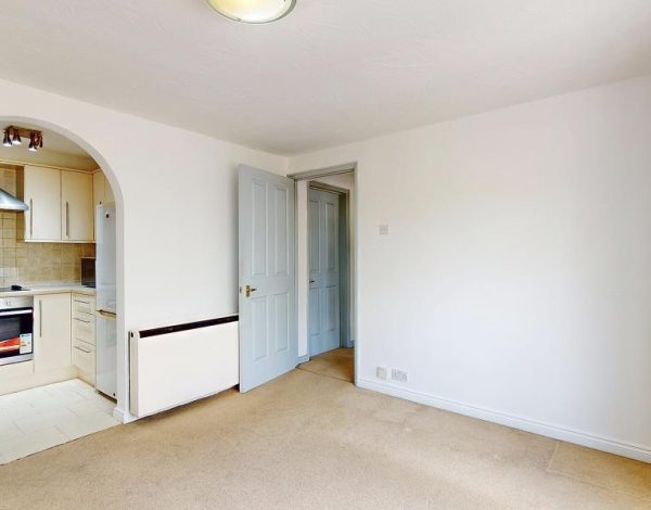 Heathcote Road, TW1