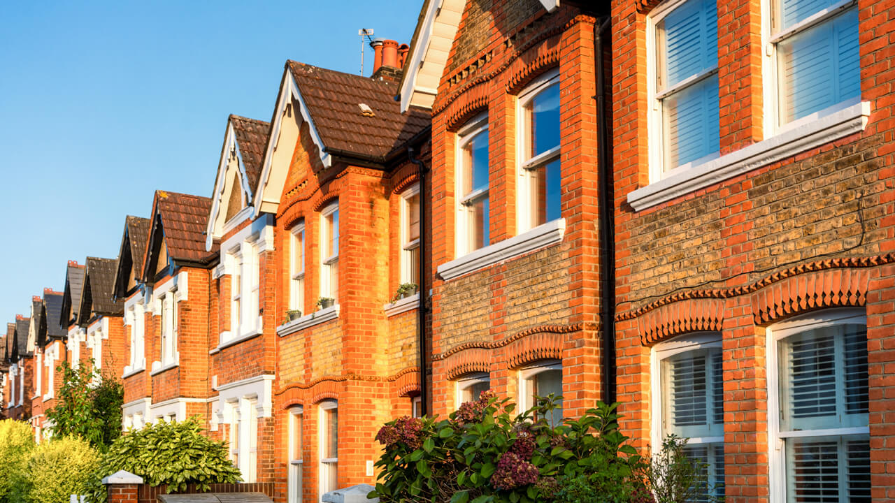 How Long Does It Take to Buy a House in the UK? The Complete Timeline