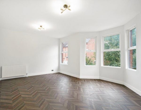 St. Johns Road, TW9