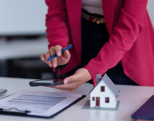 How Long Does a House Valuation Take? Estate Agent vs Mortgage Valuations Explained