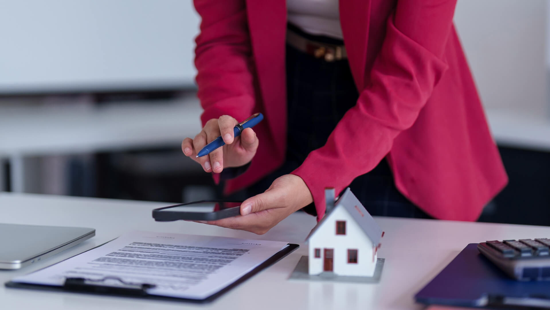 How Long Does a House Valuation Take? Estate Agent vs Mortgage Valuations Explained
