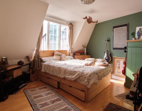 Red Lion Street, TW9