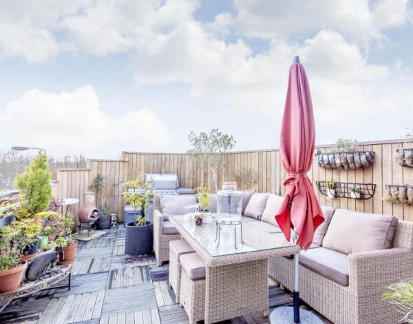 Norstead Place, Putney Vale