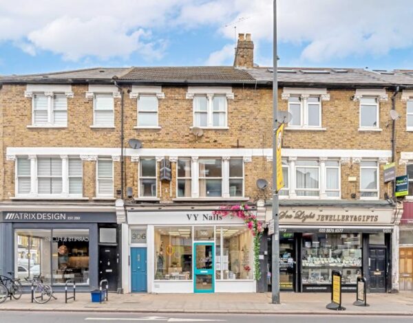 Upper Richmond Road West, SW14