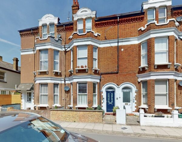 St John’s Road, TW9