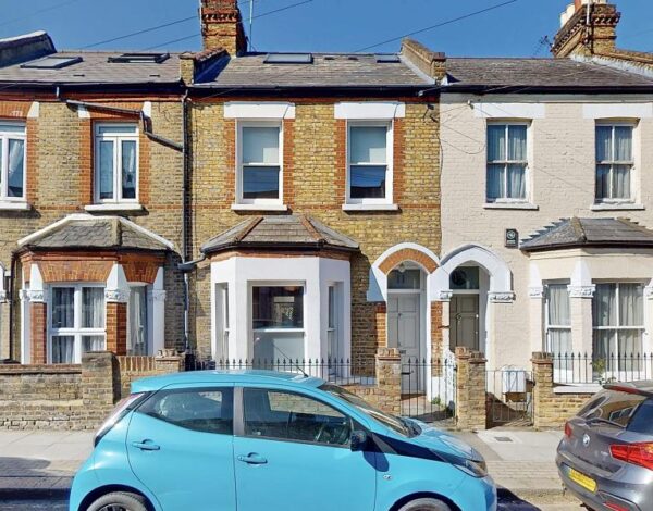 Camborne, SW18