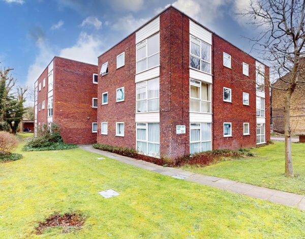 Berrylands Road, KT5