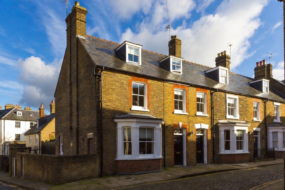 Estate Agents in Sheen