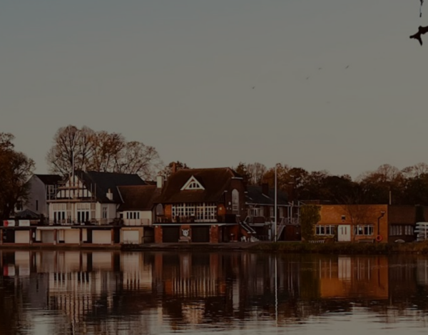 Estate Agents in Mortlake