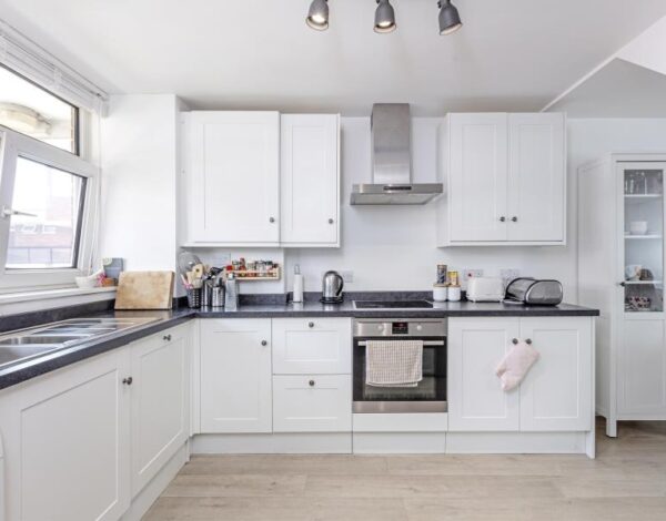 Woking Close, SW15