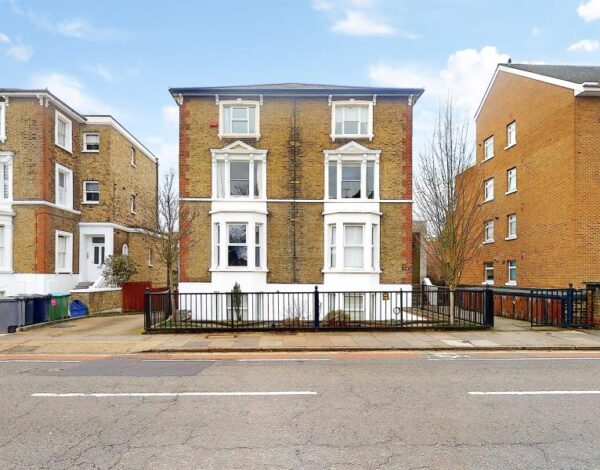 Church Road, TW9