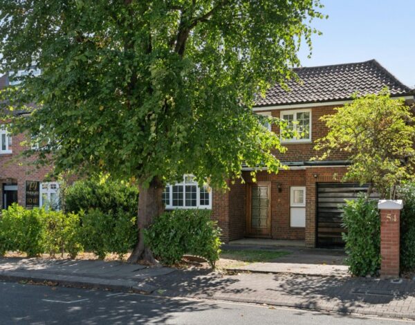 Chartfield Avenue, SW15